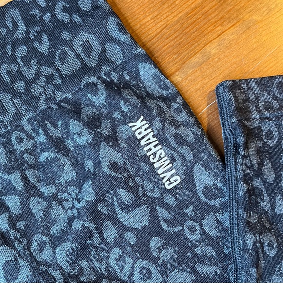 Gymshark | Adapt Animal Print Leggings Black XS - Picture 3 of 9